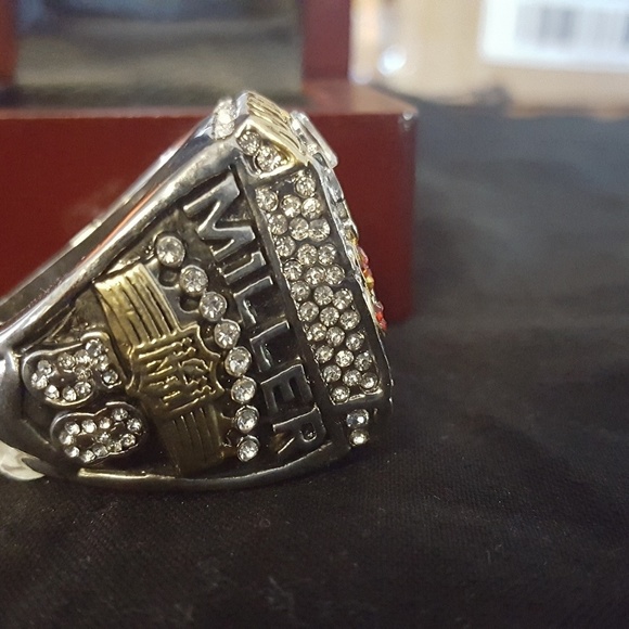 Denver Broncos Championship Ring Fan Edition Super Bowl 50 - Picture 10 of 11